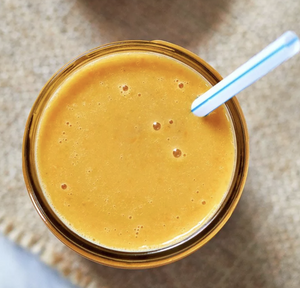 Banana Mango Turmeric Smoothie